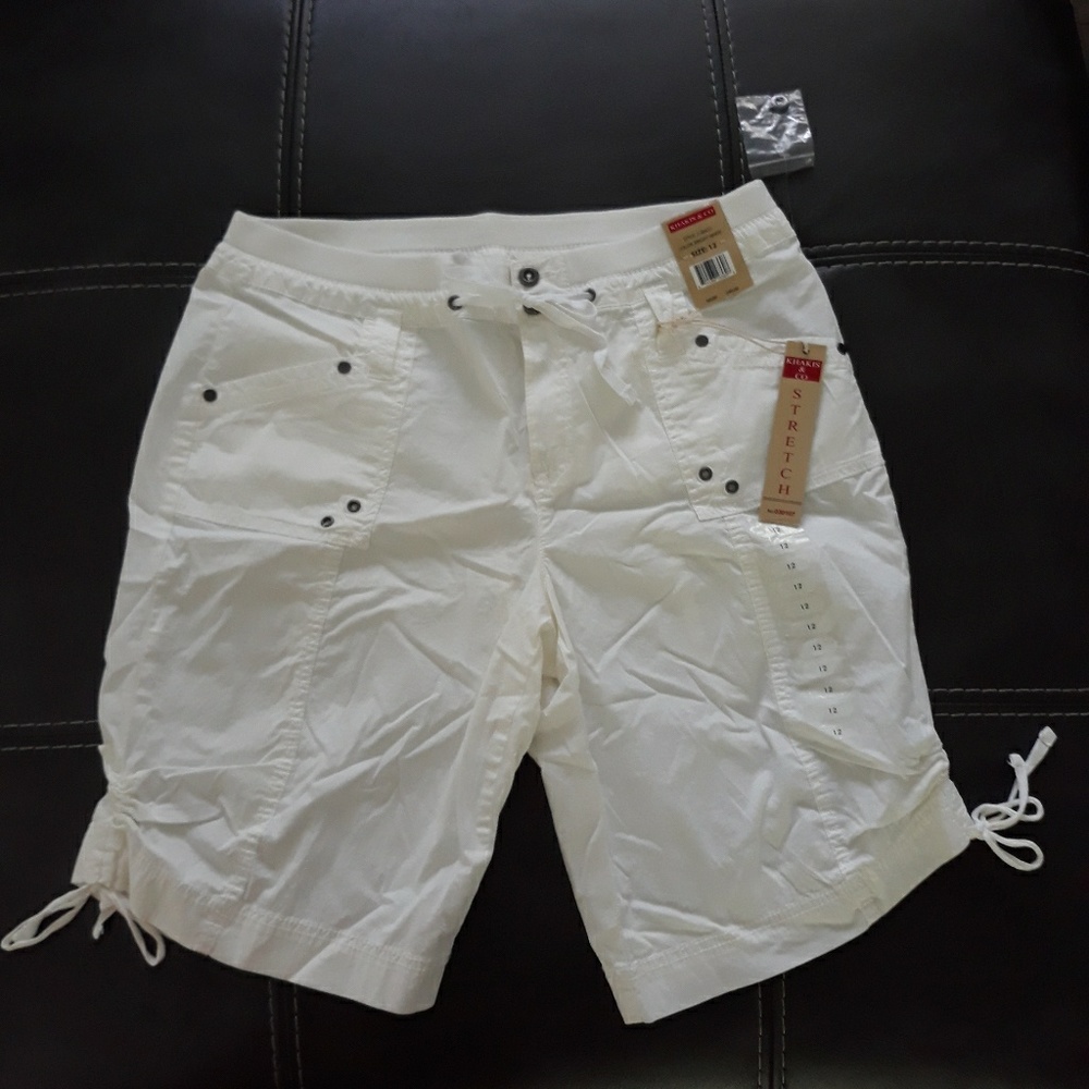 NWT Women's White Shorts size 12